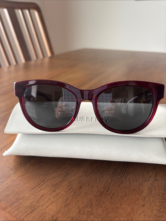 Burberry Accessories - Burberry Women's Deep Wine Round Sunglasses